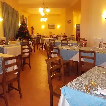 מלון Uliveto Garden באניירה קלאברה